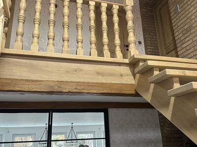 Eichentreppe aufgearbeitet